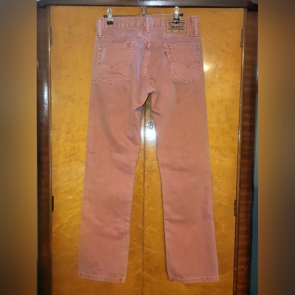 514 Levi's Salmon Straight Jeans